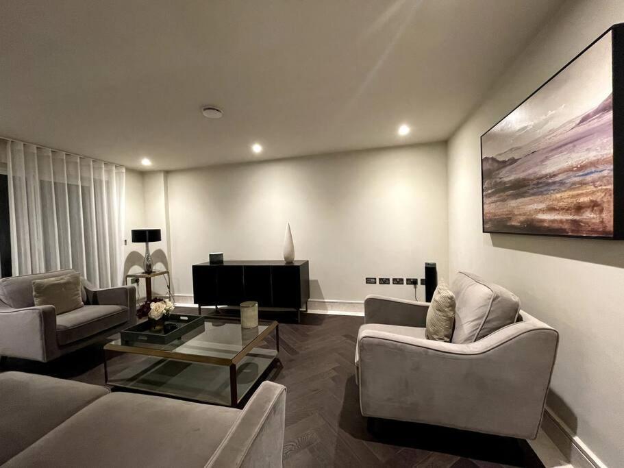 2Br Urban Vista Retreat Chcl F7 Apartment Chigwell Exterior foto