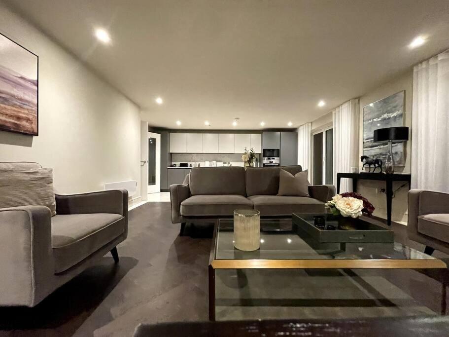 2Br Urban Vista Retreat Chcl F7 Apartment Chigwell Exterior foto
